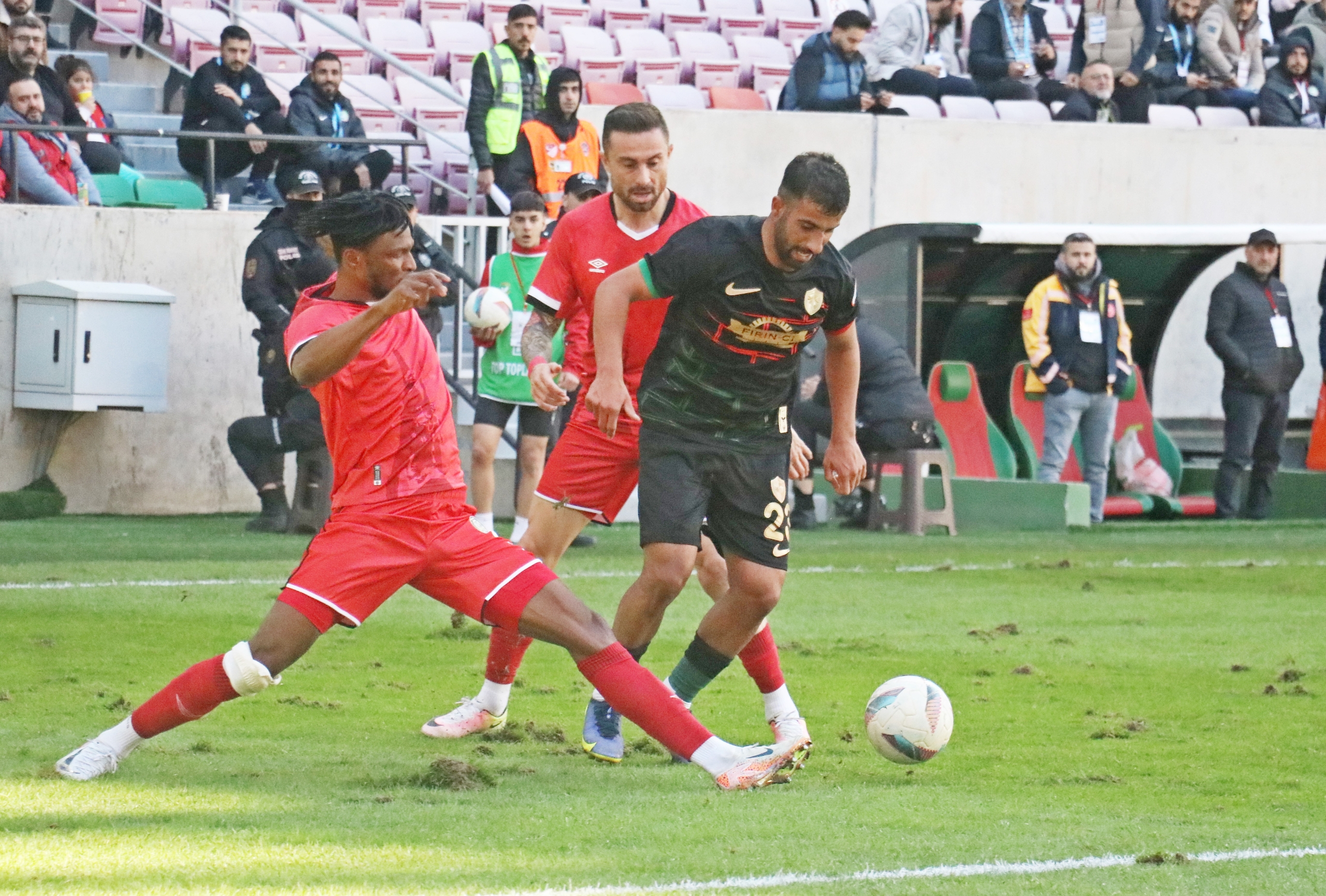 amed-sportif-fliyetler-manisa-fk-3-2-CPEYghS3.jpg