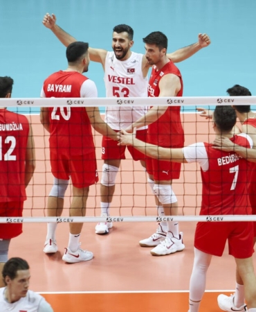 filenin-efelerinin-2025-voleybol-milletler-ligindeki-ilk-maclari-cinde-AYzTDTcz.jpg