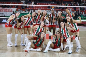 karsiyakada-voleyboldan-transfer-hamlesi-YVFe85RC.jpg