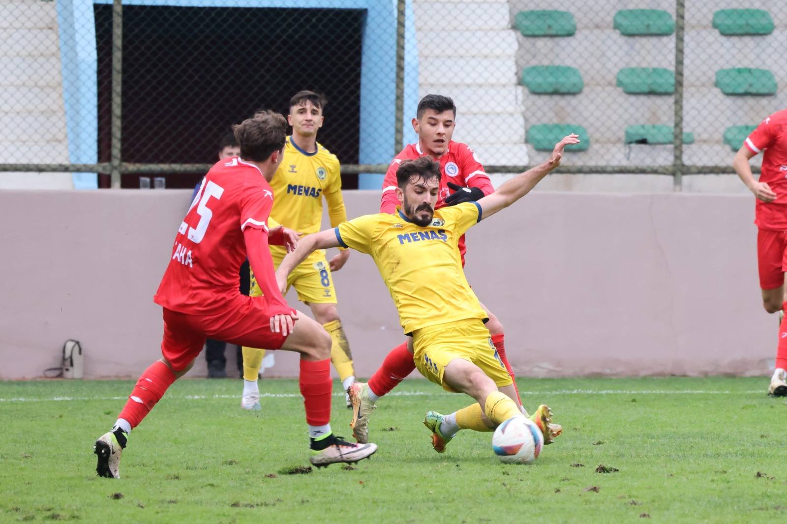 menemen-fk-galibiyete-hasret-kaldi-2X8pgJP1.jpg