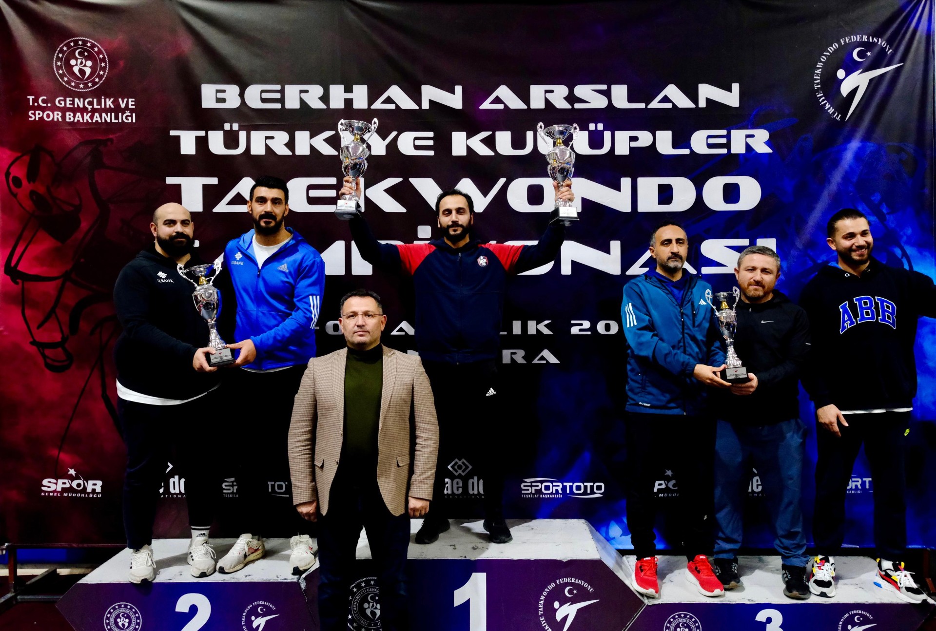 turkiye-kulupler-taekwondo-sampiyonasi-ankarada-sona-erdi-ItTIAbjz.jpg