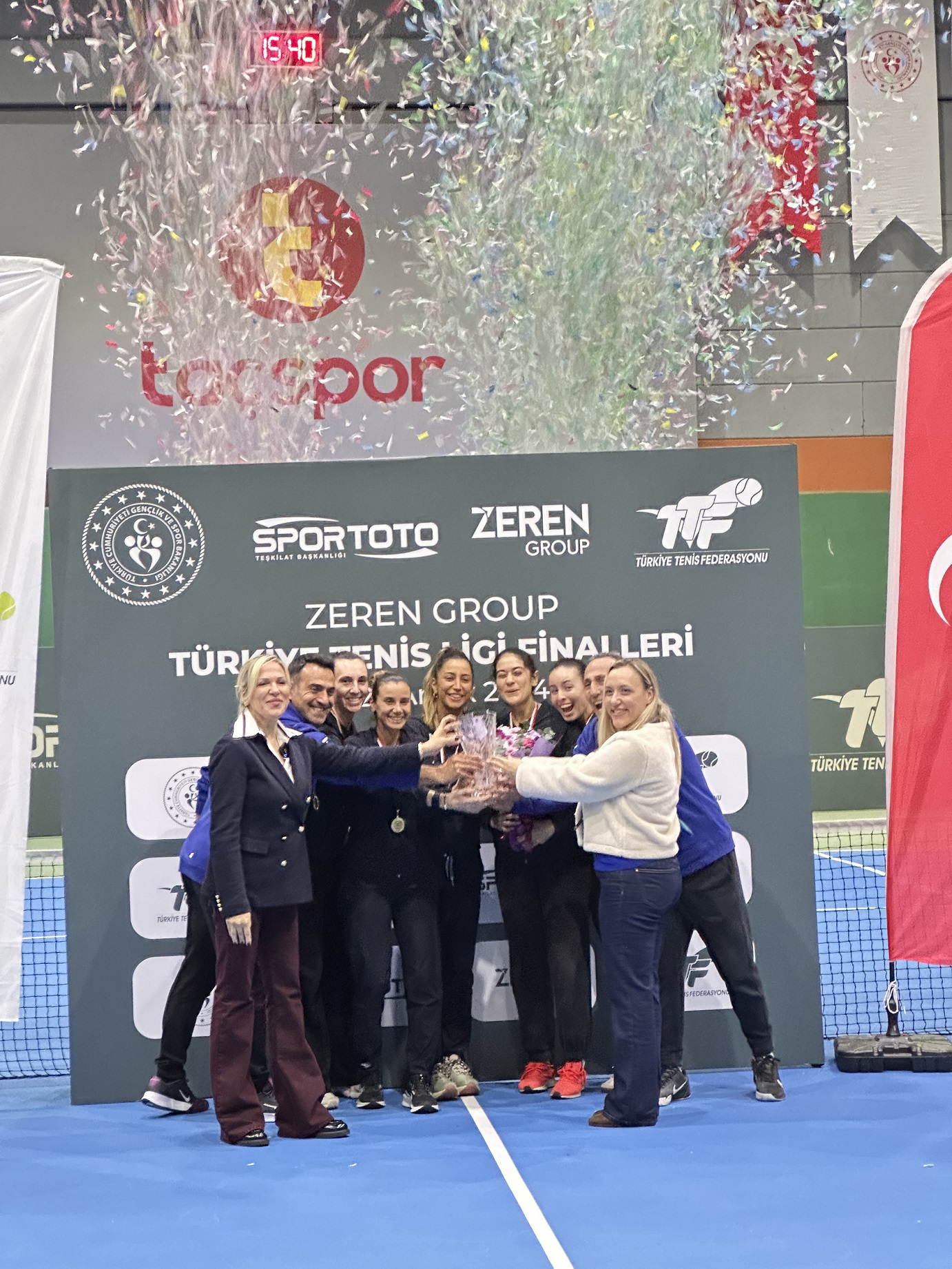 turkiye-tenis-liginde-kadinlar-sampiyonu-enka-spor-kulubu-oldu-6tjHzIld.jpg