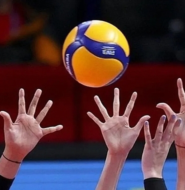 voleybolda-goztepe-ve-karsiyaka-gurbette-9652