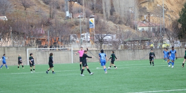 yuksekova-spor-kulubu-kadin-futbol-takimi-sakarya-kadin-takimini-6-1-yendi-yX8q1VxY.jpg